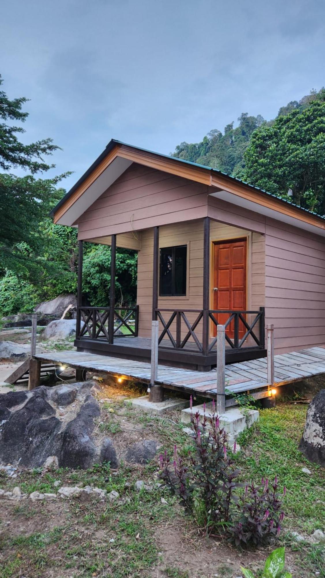 Dumba Bay Tioman Hotel Kampung Genting Eksteriør billede